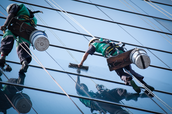 top-notch high-rise window cleaning